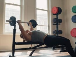 Jak ćwiczyć na siłowni żeby schudnąć a nie rozbudować mięśni