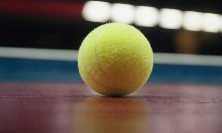 Jak podkręcać piłkę w tenisie stołowym